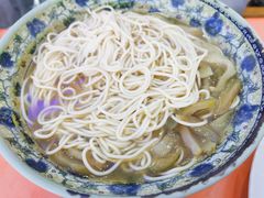 榨菜肉丝面-草庐酒家