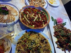 -小鱼儿海鲜港(新村十区店)