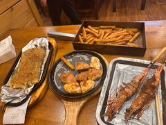 -老东镇啤酒屋海鲜加工·蒸汽海鲜·海鲜烧烤(台东店)