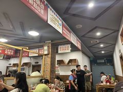 -冶建镜子·老南昌大排档·江西虾王(总店)