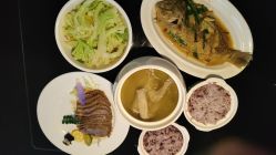 -臻康乃馨月子中心(凯宾斯基店)