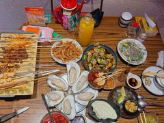 -蚝堡海鲜·威海菜·海肠捞饭·烧烤·亚洲吃蚝公司(幸福门店)