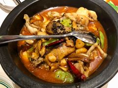 黑松露牛肝菌焖牛蛙-云海肴云南菜(青浦宝龙店)