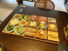 -银米·云南传统过桥米线(双廊黑金冠店)