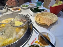 -浪里寻·臻牛养生牛肉火锅(方圆荟店)