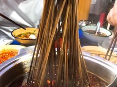 -马路边边·成都串串(翠柏路店)