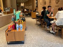 -星巴克臻选(万象前海店)