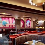 不用去迪士尼乐园排队就能和米奇米妮合影又抱抱