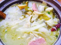 -周鱼小馆石锅酸菜鱼(活力汇店)