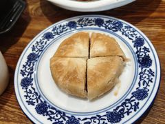 手工鲜花饼-滇越乘象云南餐厅(次渠店)