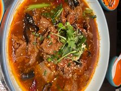 -川流不息·地道川菜·小龙虾(松东路店)