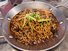 炸酱拉面-富乐满韩国正宗炸鸡韩国料理(虹泉路店)