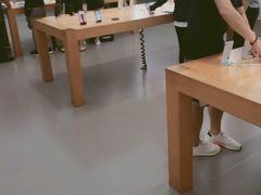 -Apple 零售店(Canton Road)