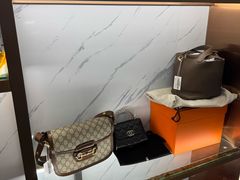 -聚云奢二手奢侈品黄金手表包包回收·中古店(上海店)