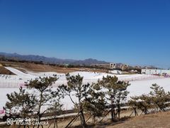 -华彬猛犸滑雪场