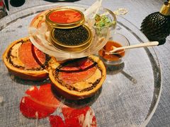 惠灵顿牛排-弦月窗LUNETTE BY AMANDA(复兴路店)