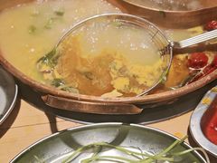 -洱火云南酸菜牛肉火锅(石景山当代商城店)