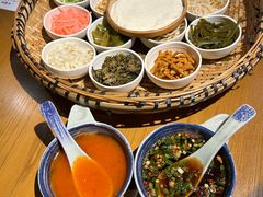 -包整·丝娃娃(一览甲秀楼风景店)