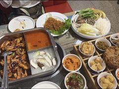 -鸡遇虾煲干锅火锅(小寨金莎店)