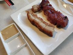 蜜汁叉烧拼脆皮烧肉-衡山汇·高级粤菜(霄云路店)