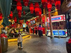 -老滇山寨•云南特色菜•地方菜•民族风情歌舞表演(金碧店)