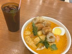海鲜叻沙米粉-绿柠食堂(北外滩店)