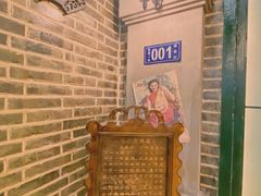-东口码头·烧鸽子·鱼头泡饼·地方菜(金鹰悦城店)
