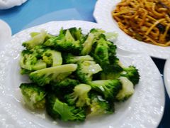 蒜蓉西兰花-熙春园餐厅