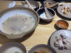 -叁煨蹄花·下饭盐帮菜(人民广场店)