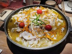 -山城外·非遗酸菜鱼(蜀都万达店)