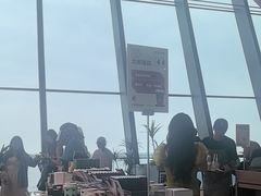 -抱抱地球咖啡馆(国家海洋博物馆店)