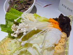 蔬菜小拼盘-鱼酷活鱼烤鱼(沈阳大悦城店)