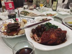 -山明水秀大饭店