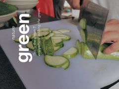 -前小桔亲子创意农场·草莓采摘·露营烧烤