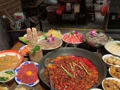 -萍姐火锅·公路夜市(武汉首店)