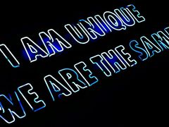 -UNI UNI(环亚凯瑟琳店)