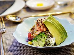 瘦身牛油果藜麦沙拉-Wei菋·Le Bistrot