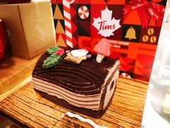 圣诞树桩蛋糕-Tims天好咖啡·贝果(东方广场店)