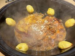 -万里闯关东铁锅炖菜馆(高新旗舰店)