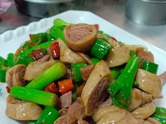 -栋哥小厨·临沂炒鸡