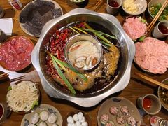 -周幺妹重庆老火锅(银泰城总店)