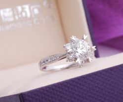 点击看大图 -威德钻石-克拉钻大本营(南京东路店)