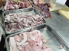 -标记美食新鲜猪杂(兴南大道店)