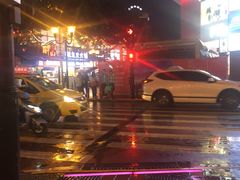 -八一路好吃街(雨田商务大厦店)