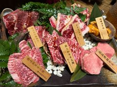 -肉魁屋·烧肉·烧鸟·酒场(高新店)