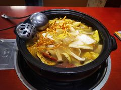 -菌之家·专业纯野生菌火锅·特色炒菌