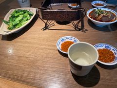 -肖四女乐山跷脚牛肉(世博源店)