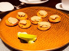 鸭肝酱伴葱油饼-杭州西子湖四季酒店·金沙厅