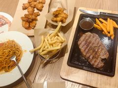 -必胜客(大观天地店)