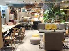 大堂-新华里咖啡书吧(新华书店小寨店)